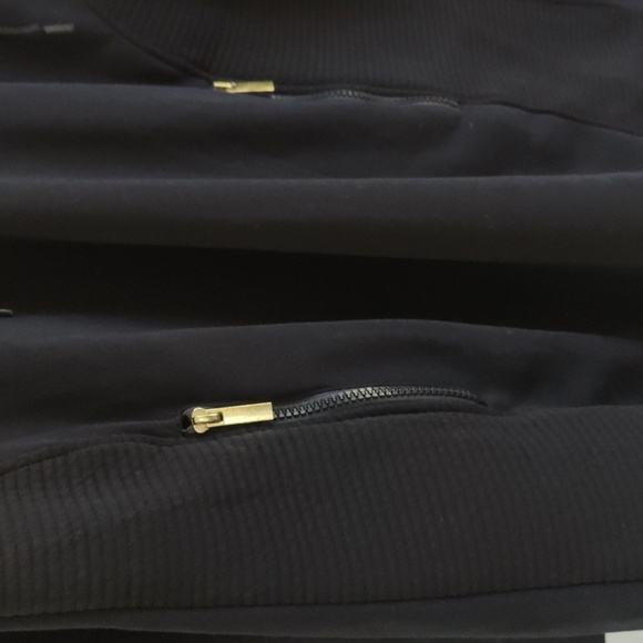 Jolie&Joy black tunic with the hood NWOT - Picture 4 of 5